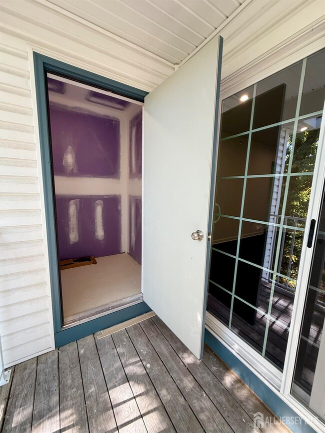 Building Photo - 1238 Waterford Dr