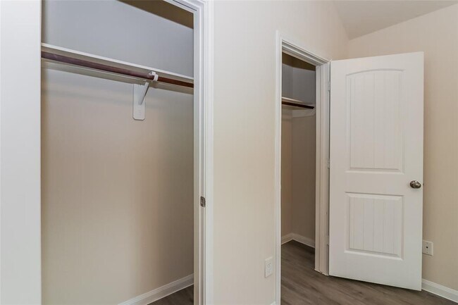 Building Photo - 5531 Amelia Plantation Dr