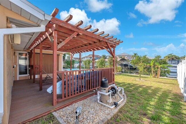 Building Photo - 1012 Spindle Palm Way
