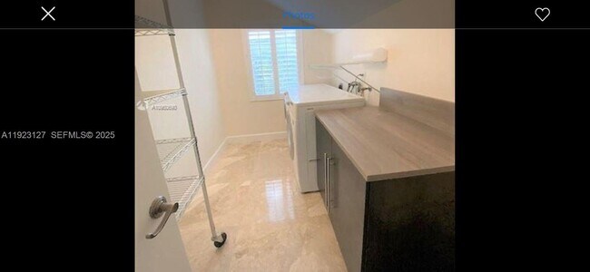 Building Photo - 100 S Prospect Dr