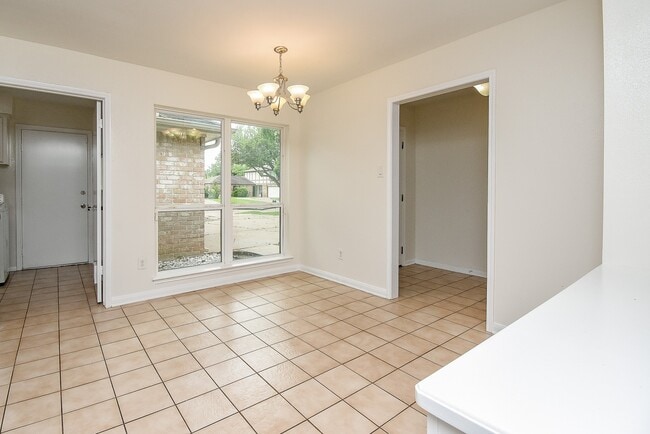 Building Photo - 14206 Ella Lee Ln