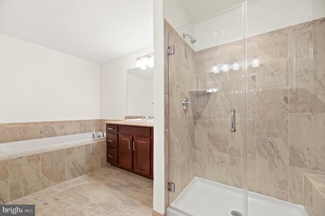 Building Photo - 42409 S Dogwood St