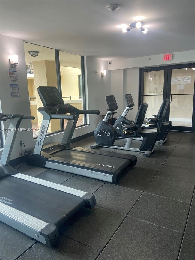 Building Photo - 4242 NW 2nd St