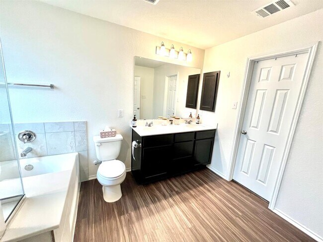 Building Photo - 14205 Silver Lace Ln