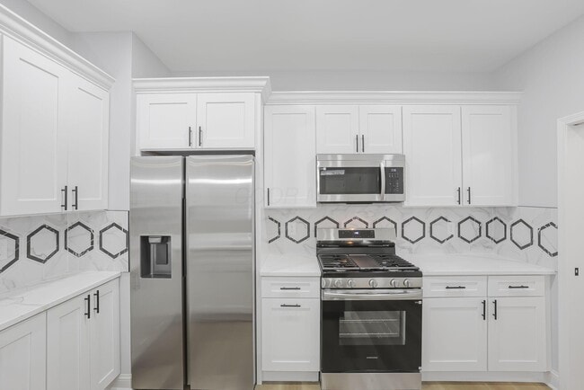 Building Photo - 961 Heyl Ave