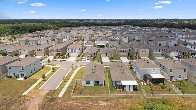 Building Photo - 17058 Oval Rum Dr
