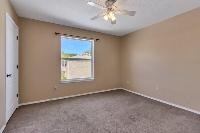 Building Photo - 1840 Shay-Lin Ct