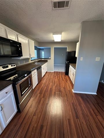 Building Photo - 1312 Golden Gate Dr