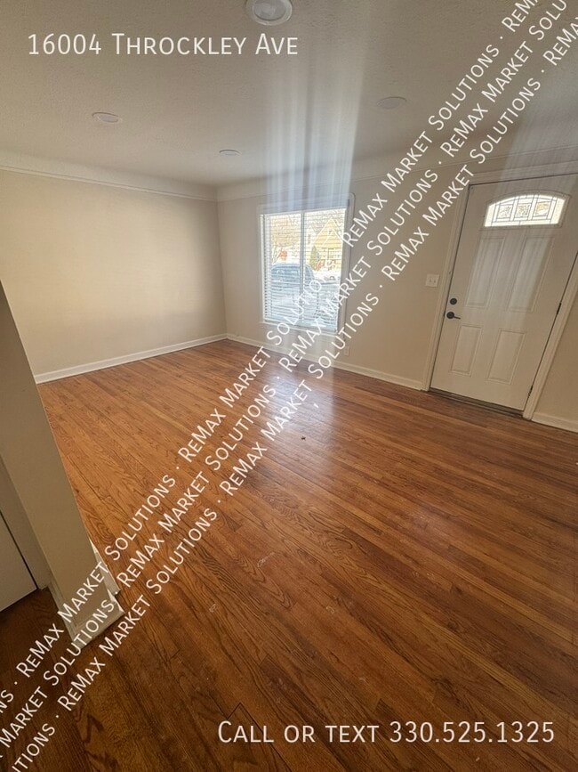 Building Photo - 16004 Throckley Ave