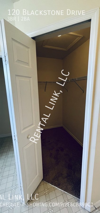 Building Photo - 120 Blackstone Dr