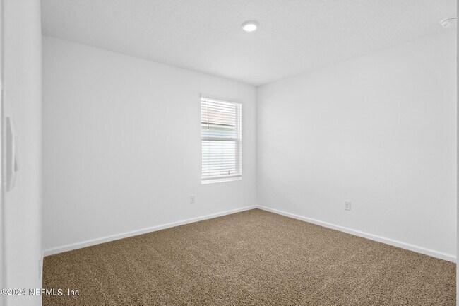 Building Photo - 197 Ardila Cir