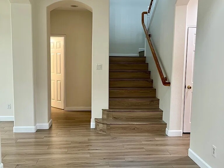 Building Photo - 525 Avenida Ortega