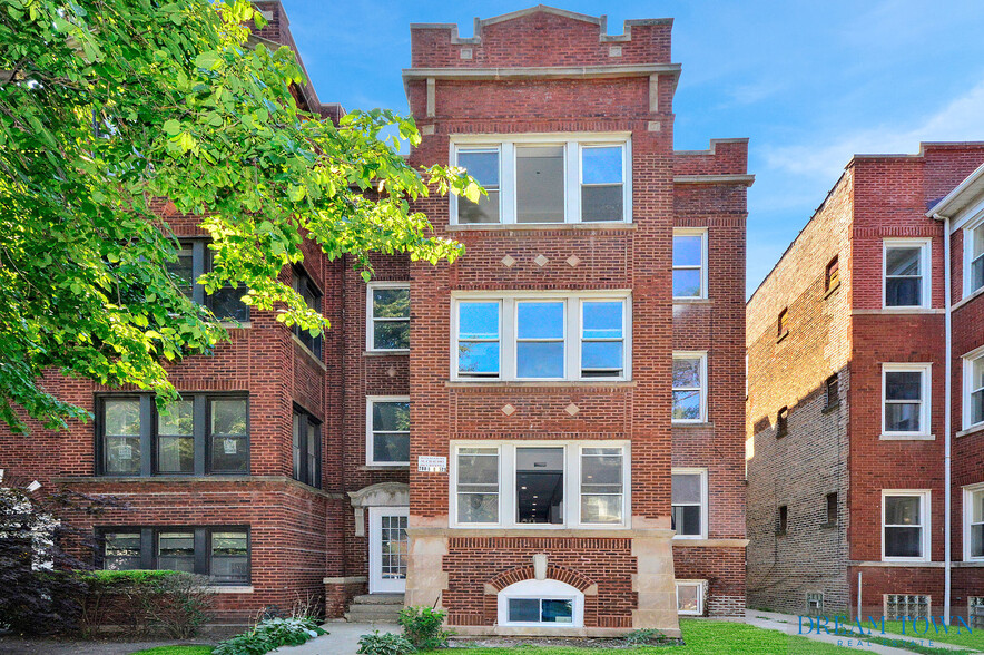 Primary Photo - 4906 N Rockwell St