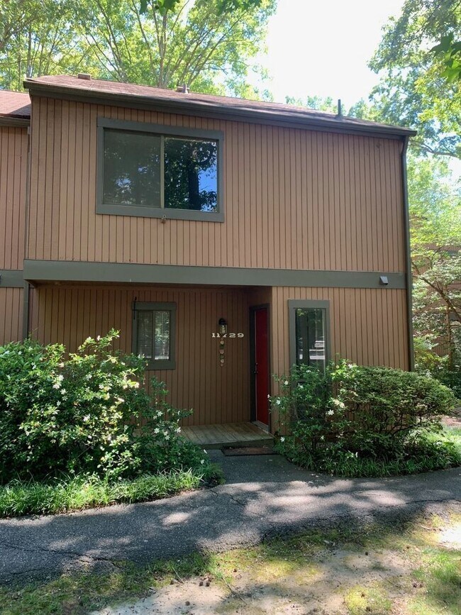 Building Photo - 11729 S Briar Patch Dr