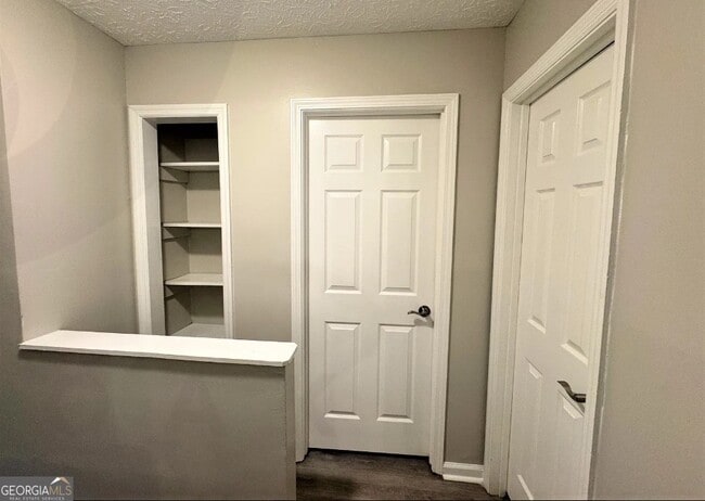 Building Photo - 9285 Cedar Ridge Dr NW