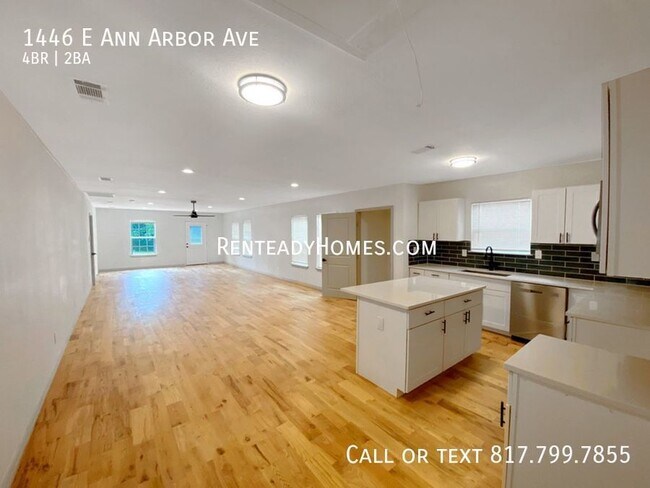 Building Photo - 1446 E Ann Arbor Ave