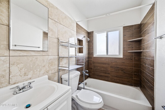 Building Photo - 3903 N 12th St