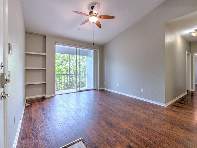 Building Photo - 5703 Legacy Crescent Pl