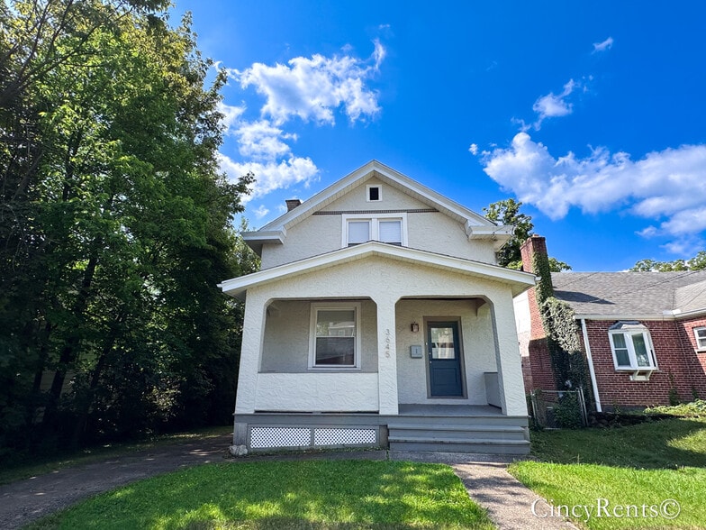 Building Photo - 3645 Zinsle Ave