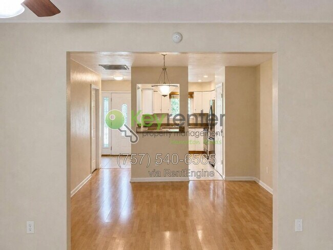 Building Photo - 5321 Bayside Rd