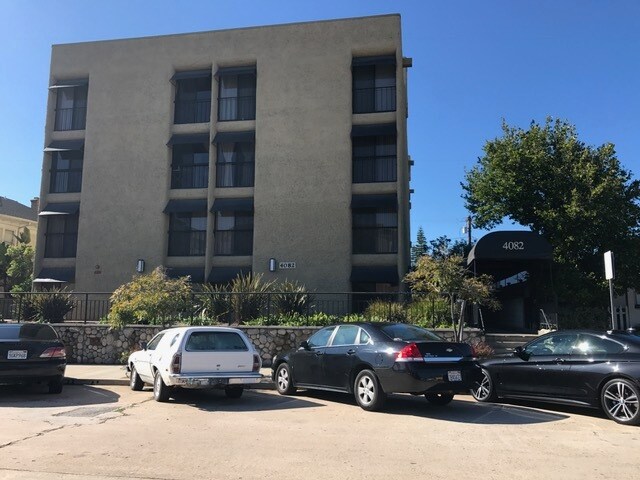 Building Photo - 4082 Albatross St