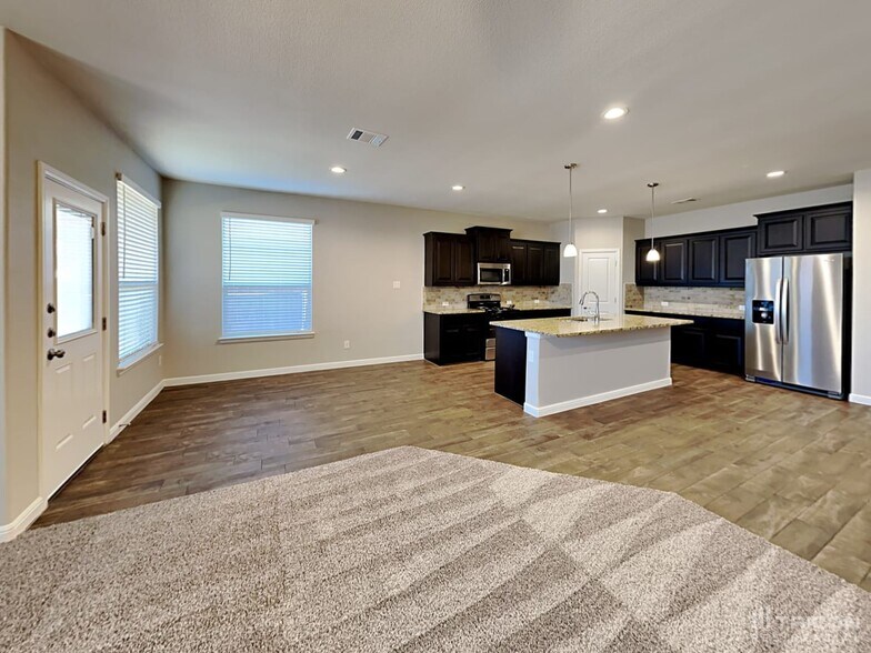 Building Photo - 4808 Bronzeleaf Ln