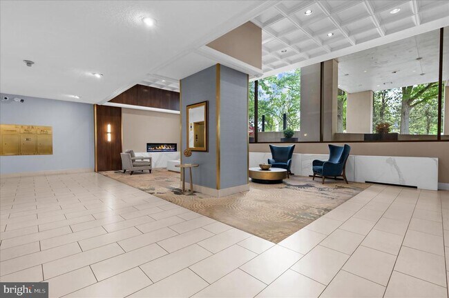 Building Photo - 5500 Friendship Blvd