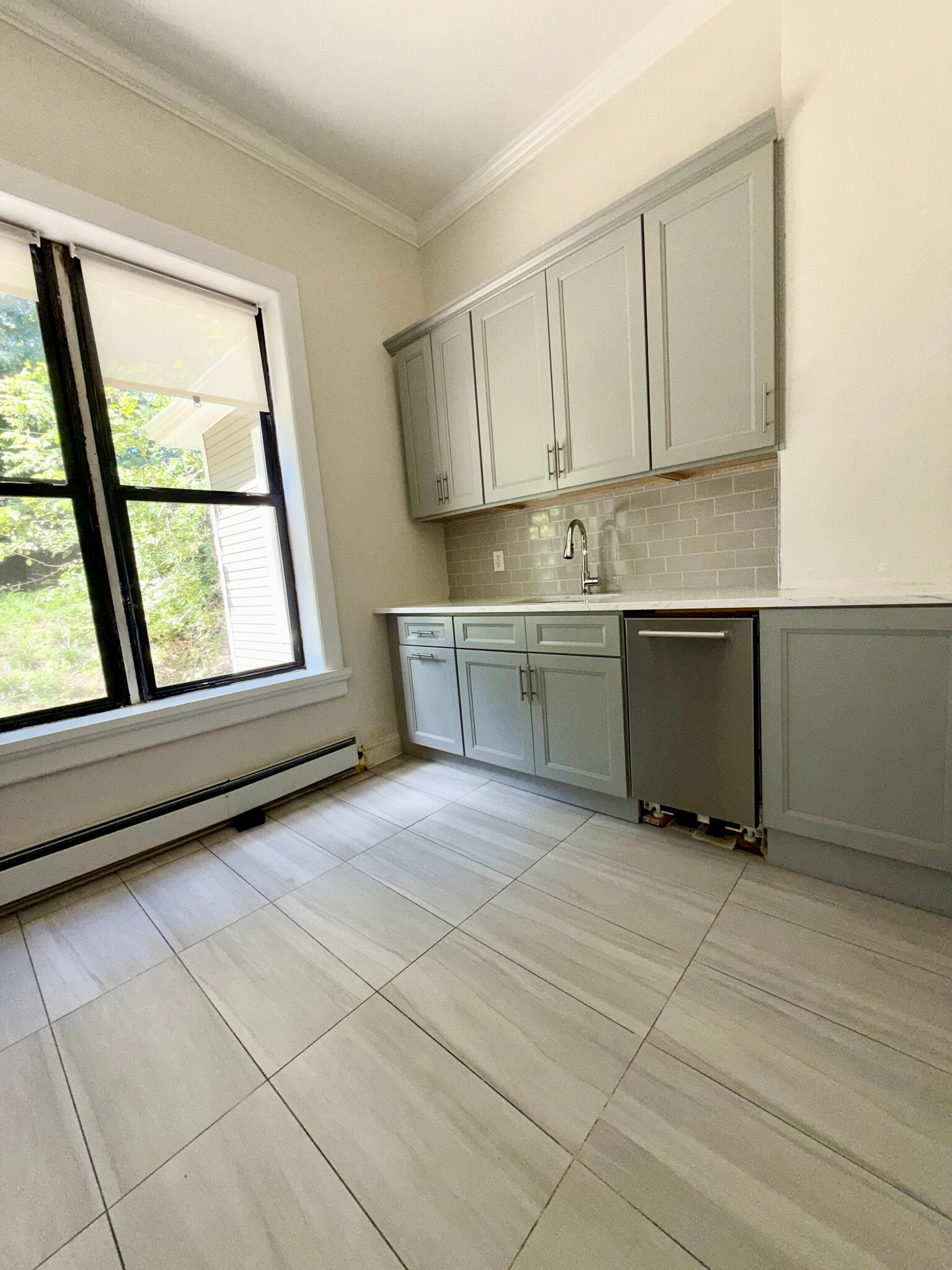 Building Photo - 228 Saint Marks Pl