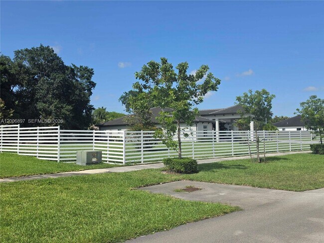 Building Photo - 17575 SW 280th St