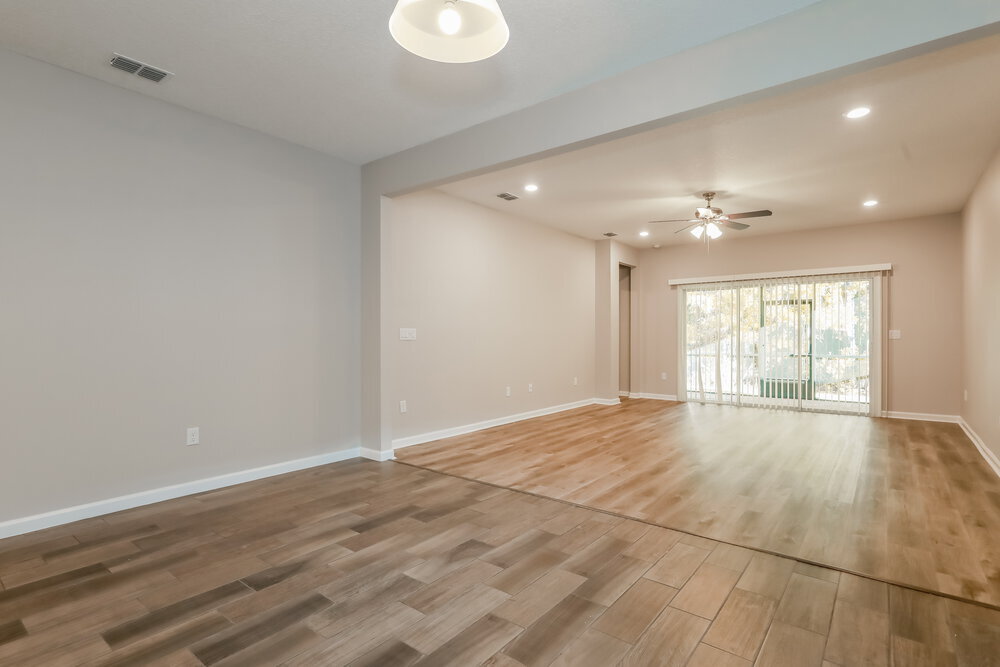 Building Photo - 16162 Blossom Lake Dr