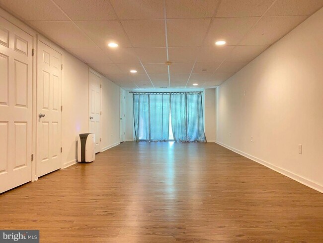 Building Photo - 326 Brigade Ct