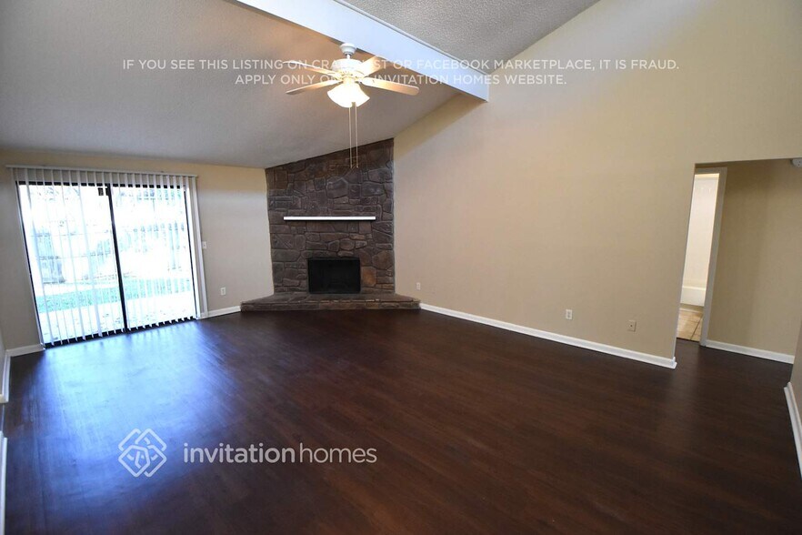 Building Photo - 3381 Maiden Voyage Cir S