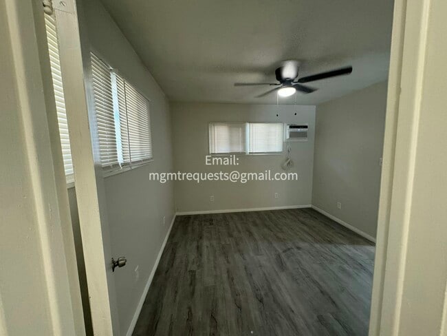 Building Photo - 4228 Tenth St, Unit 4234