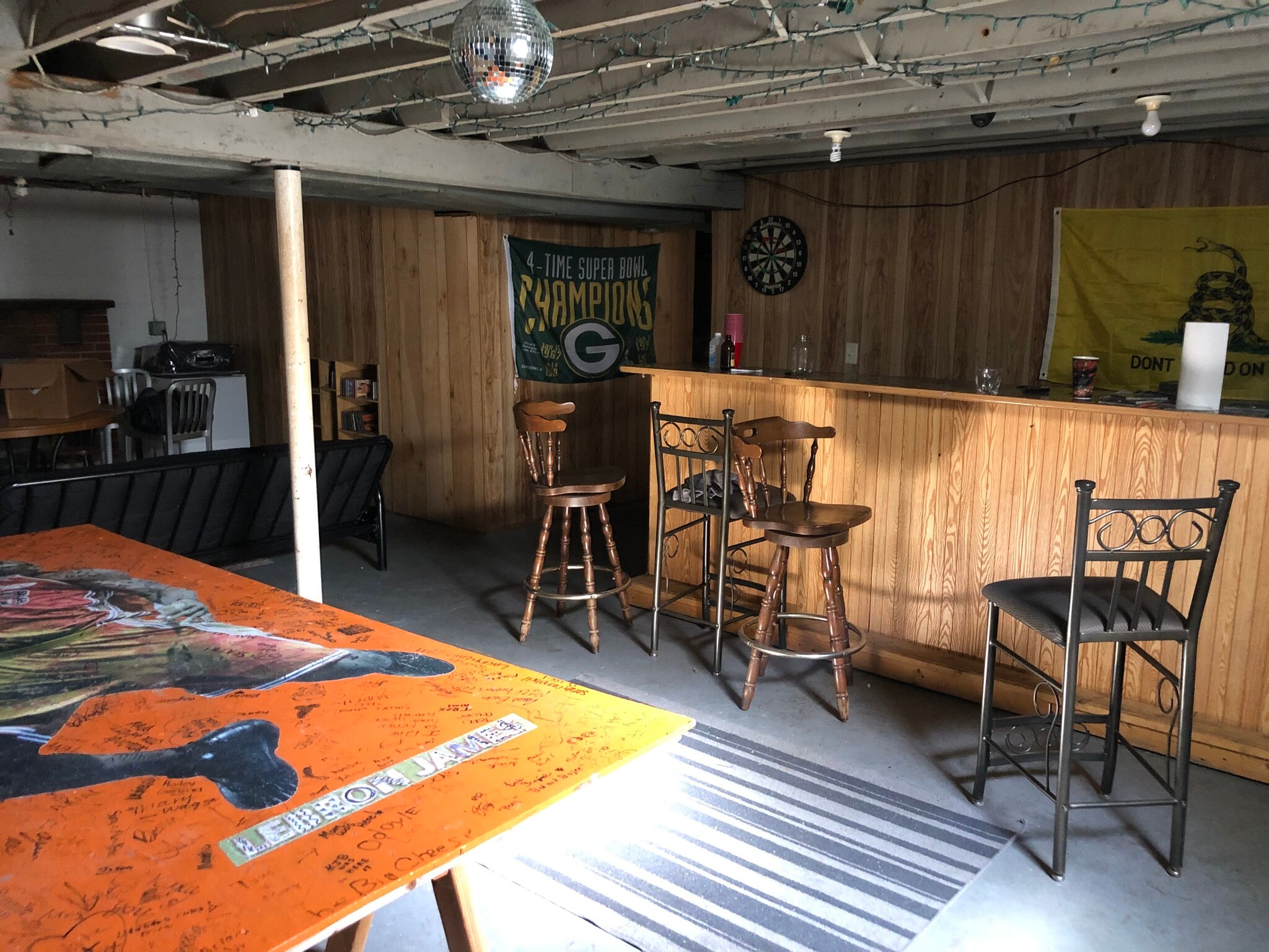 Building Photo - 228 S 4th St