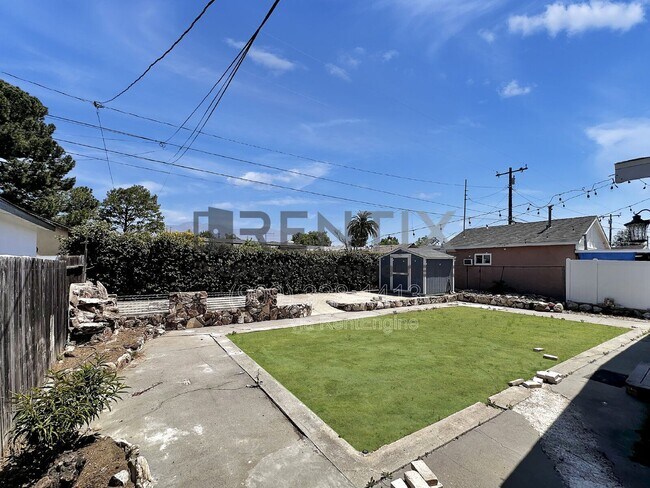 Building Photo - 938 W Berkeley Ct