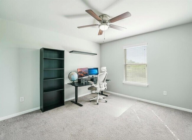 Building Photo - 5303 Marsh Ln