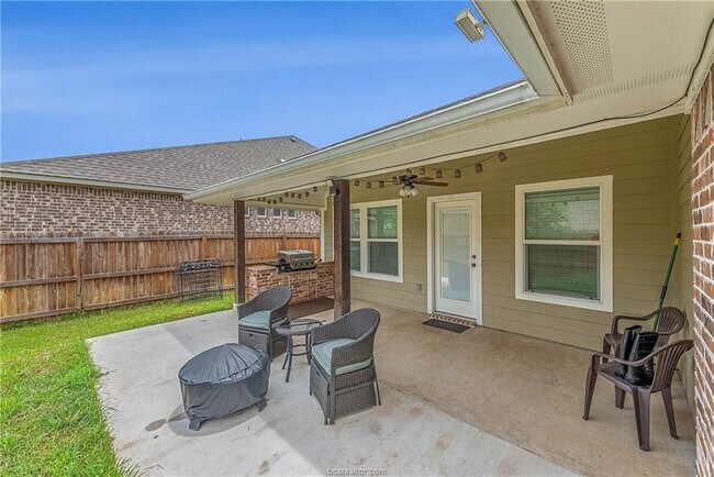 Building Photo - 2614 Kinnersley Ct