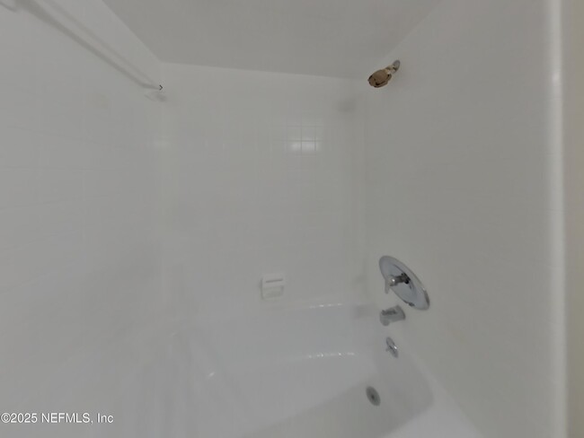 Building Photo - 2036 Pompano Pkwy