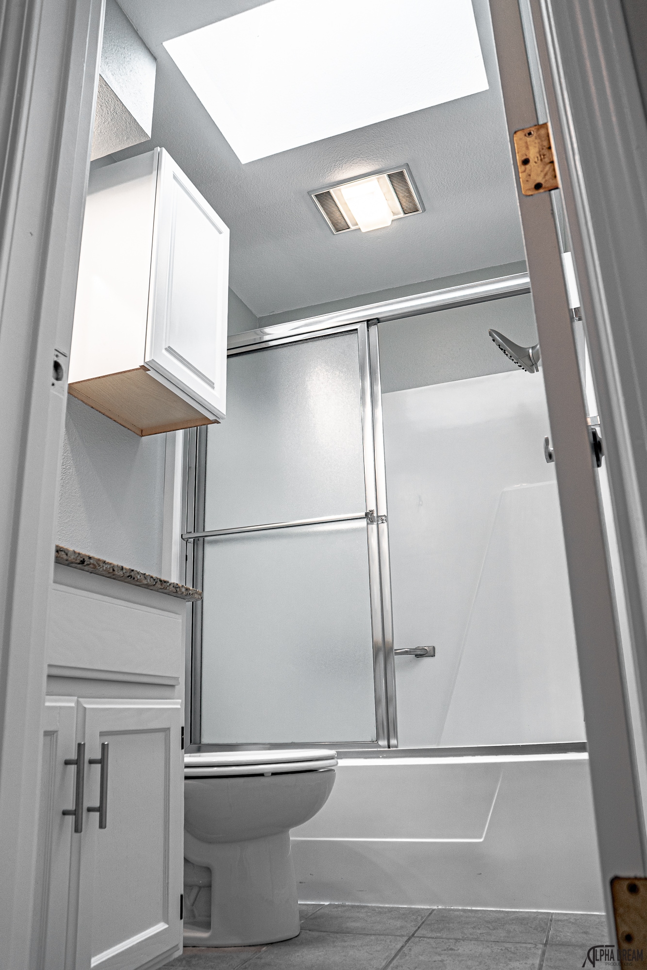 Building Photo - 1370 Oakland Ave