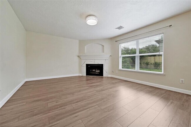 Building Photo - 19247 N Piper Grove Dr