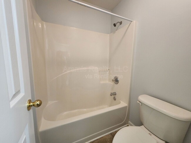 Building Photo - 6101 Vintage Pointe Pl