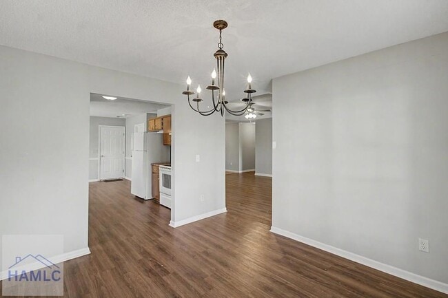 Building Photo - 1110 Cornett Ct
