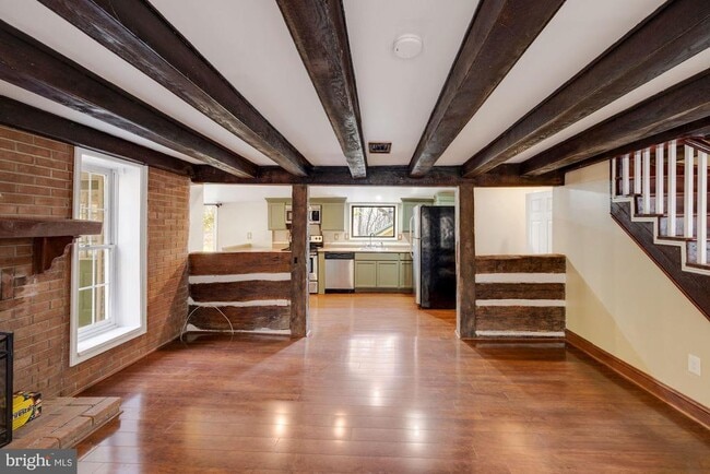 Building Photo - 41788 Stumptown Rd