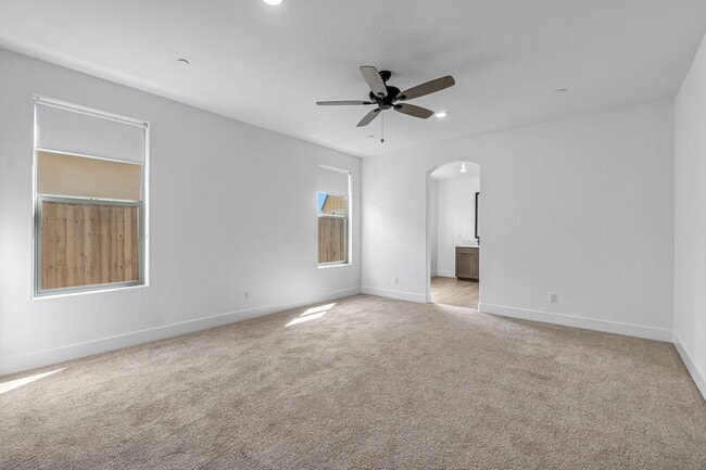 Building Photo - 7153 E Harvard Ave