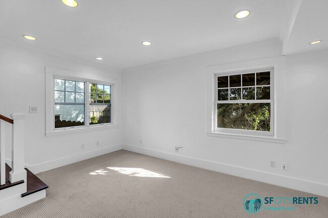 Building Photo - Forest Hill: Elegant Single Family Home