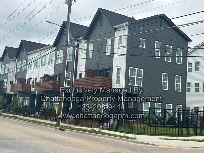 Building Photo - 1480 Chatt City Wy