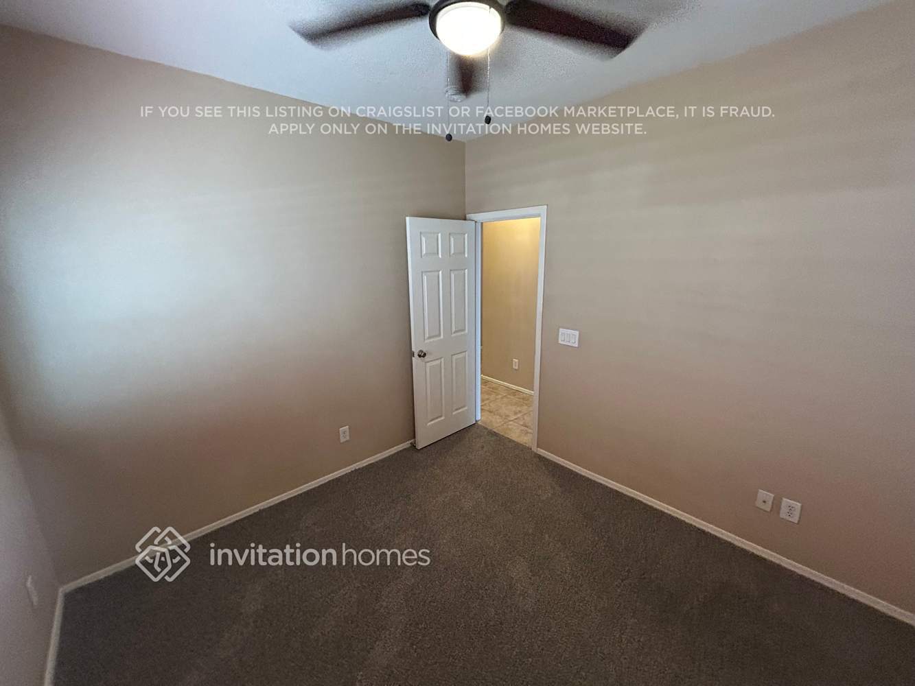 Building Photo - 7005 S 21st Dr