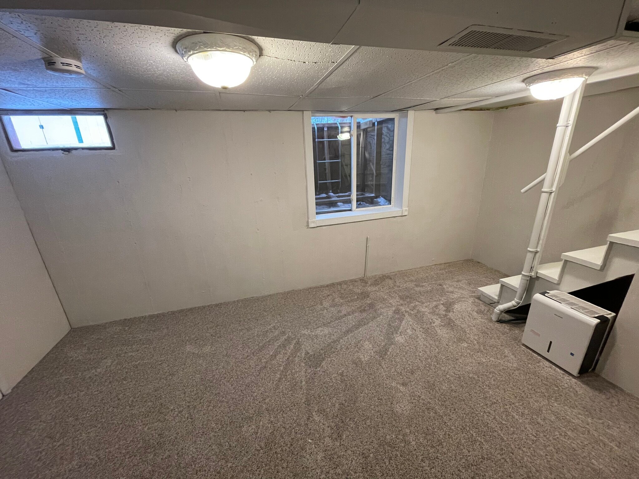 Building Photo - 7 W Hwy 61