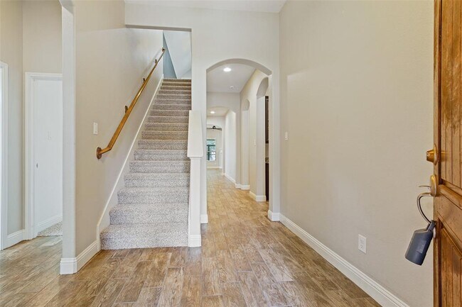 Building Photo - 3556 Woods Estates Dr