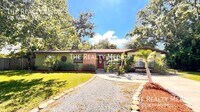 Building Photo - 5302 Weirwood Ave